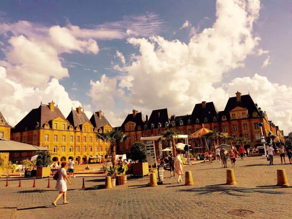 夏のフランス その１ テゼ共同体 シャルルヴィル メジエールへ Dance Miracles